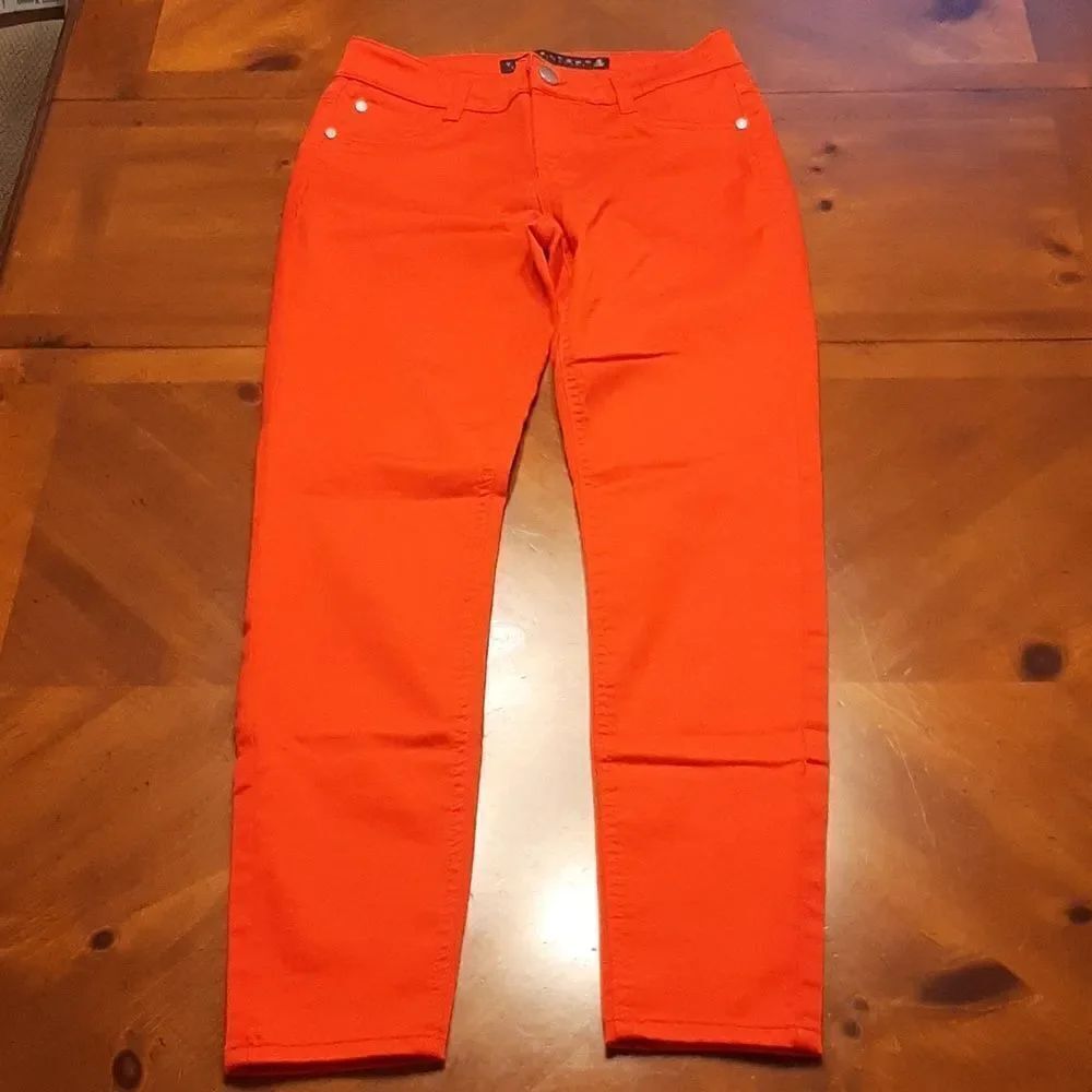 Tinseltown Red Pants